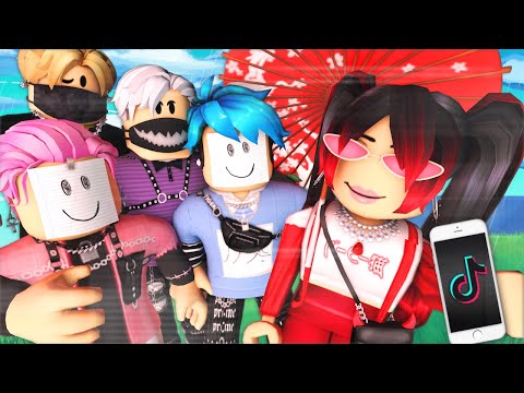 SHE'S BACK... Roblox Flee the Facility!