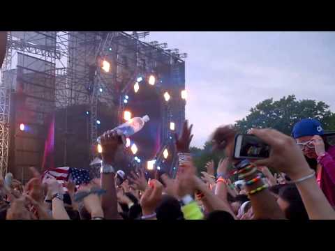 Calvin Harris @ EDC NY 2013 (Day 2)