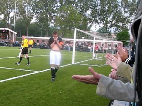 Zaanlandia-Assendelft. Keeper Assendelft stopt strafschop