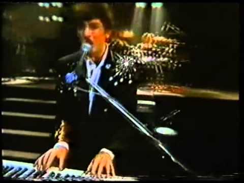 Buscando un simbolo de paz - Videoclip