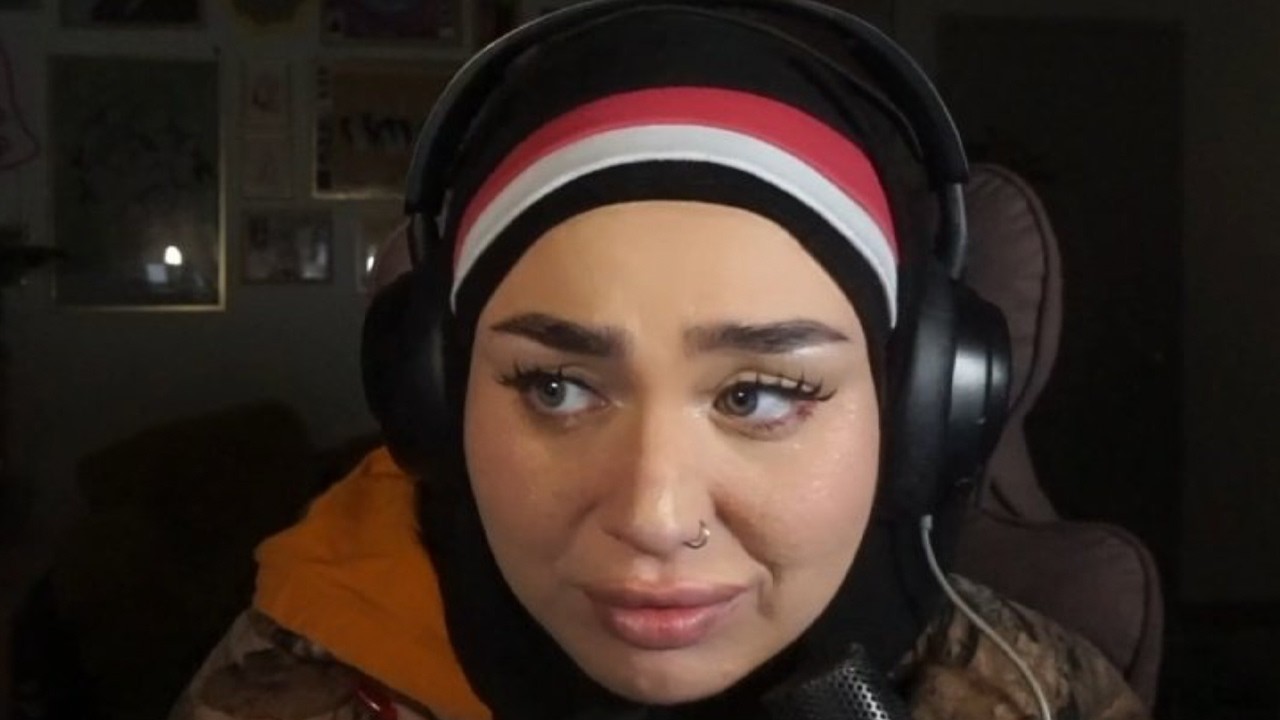 SHE RESPONDED AND SHE'S MAD AF 😡 😡 😡