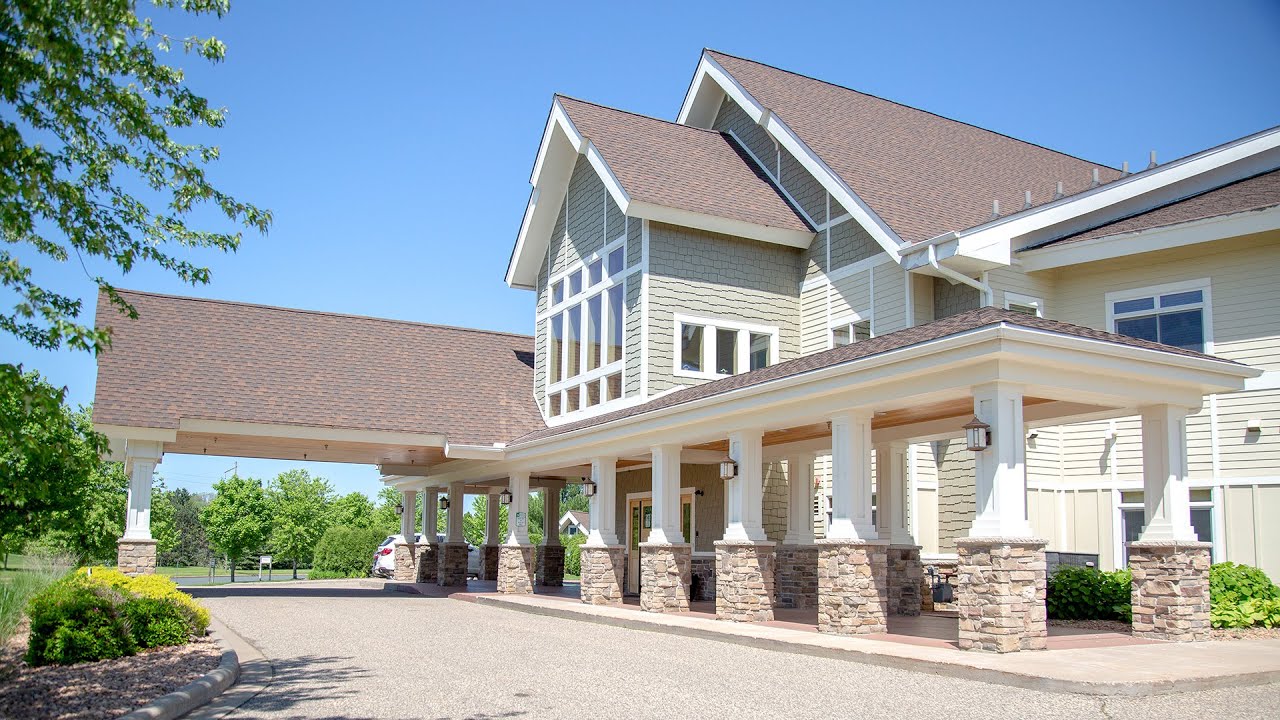 Comforts of Home Advanced Assisted Living of River Falls - The Falls Virtual Tour
