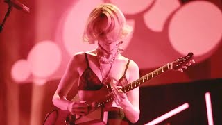 St. Vincent - Your Lips Are Red (@ Life Is Beautiful 2021)