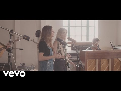 Ward Thomas - Cartwheels (Kensaltown Studios Session)