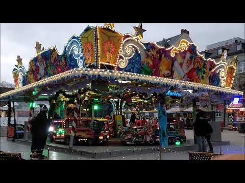 Kinderkarussell - Laux @ Wiesbadener Weihnachtsmarkt (Sternschnuppenmarkt) 2022 (Offride)