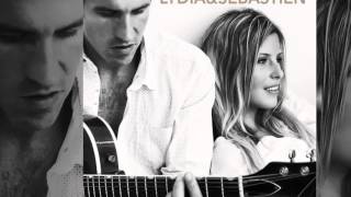 Lydia & Sebastien  - Quand t'es pas là [Official]