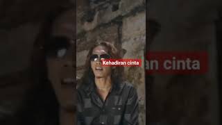 Download lagu Thomas Arya - kehadiran cinta, lagu viral enak di dengar , story musik, story WA, slow rock mp3