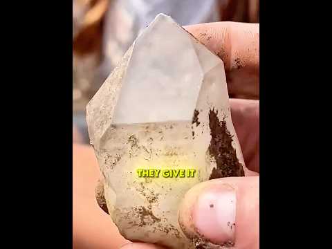 This Little Girl Found A Hidden Crystal 🤯