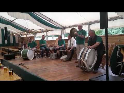 Schützen Straß 2017 musizieren