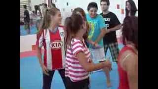 Todo el  mundo en esta fiesta! el rap.