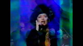 Boy George- She Was Never He (Live)