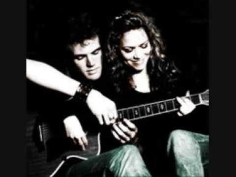 Bethany Joy and Tyler Hilton - When The Stars Go Blue (Lyrics)
