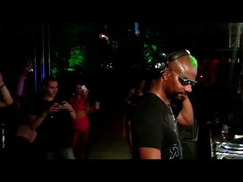 GreenVelvet The legend playing at uno Malta Gringos