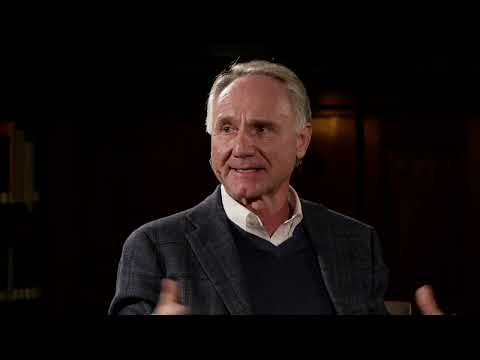 International Authors’ Stage: Dan Brown (US) and The Ultimate Secret