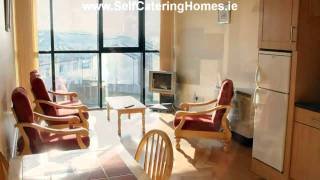preview picture of video 'Cuirt Na Rasai Holiday Homes Galway City Ireland'