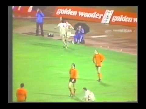 1976 (June 16) Czechoslovakia 3-Holland 1 (European Championship).avi