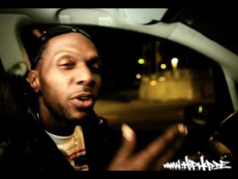 BROADCAST feat SEANIE-T & BLAK TWANG