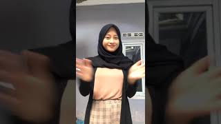 jilbab smp gunung gede