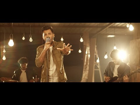 Akshay Karnik Latest rele...