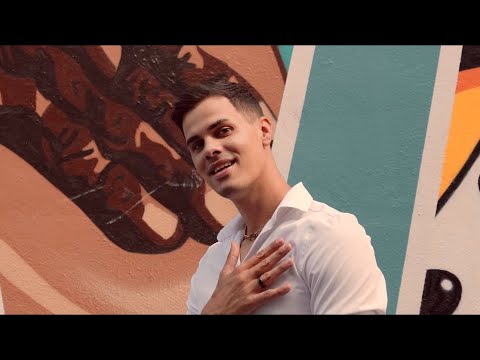 Jayy-R  - Una cubana (Video Oficial)  #cubanas #miami #cubanosporelmundo