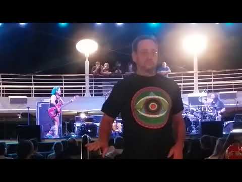 Adrian belew's Power Trio  Thela Hun Ginjeet