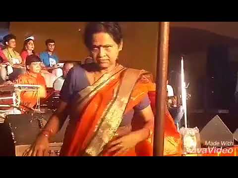 Mohena Bahl Performance in Durga Puja @ Chittaranjan Park Kali Mandir Society