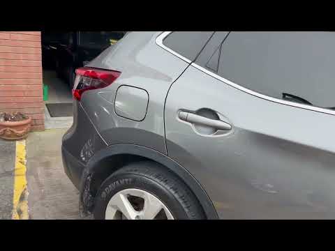 Nissan Qashqai 1.3 P SV 5DR - PANROOF - FULL SERVI - Image 2