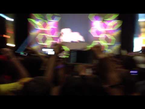 Skrillex - The Mothership Tour - Jump Back - Foreign Beggars, Flux Pavilion, Skism - Miami