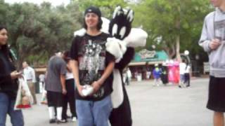 Victoria Gets Scared of Sylvester;Part 1