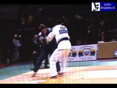 Judo 2009 Paris: Harel (FRA) - Espinosa (CUB) [-57kg].