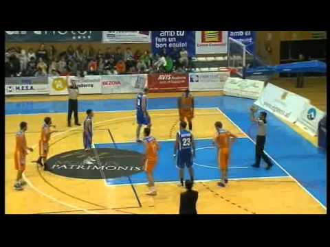 ORO B.C. RIVER ANDORRA,73 - LEYMA BASQUET CORUÑA,61 (09/11/2012 0:00:00)