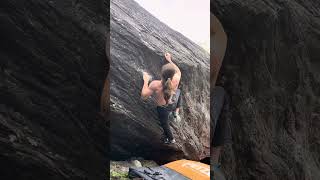 Video thumbnail of Running Club, 7C+. Nufenenpass