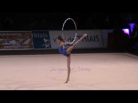 Viktoria MAZUR (UKR) hoop - 2010 Thiais senior AA