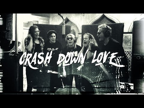 TMG / CRASH DOWN LOVE のサムネイル