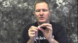 Video thumbnail for #PioneerDJ Headphones DJE 1500 Review Part one by John Young of the Disc Jockey News by discjockeynews