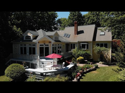 450 Sargent Road, Boxborough MA - Expanded Contemporary Cape