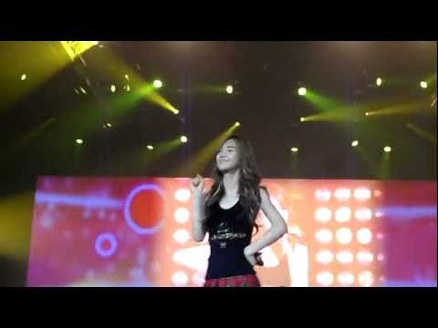 [Fancam] Snsd Kissing You Yuri focused SMTOWN live in Paris 110611
