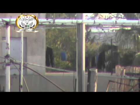 استهداف قناصي كتيبة شهداء الصالحية التابعة للواء الأول جنود النظام على مبنى الشرطة العسكري في حي القابون في مدينة دمشق