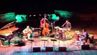 A VOZ NO MORRO - Bollani carioca  - Teatro romano di Fiesole - 20 luglio 2009