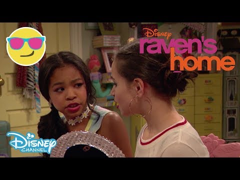 Raven's Home | SNEAK PEEK: Nia's Makeup Routine 💄 | Official Disney Channel UK