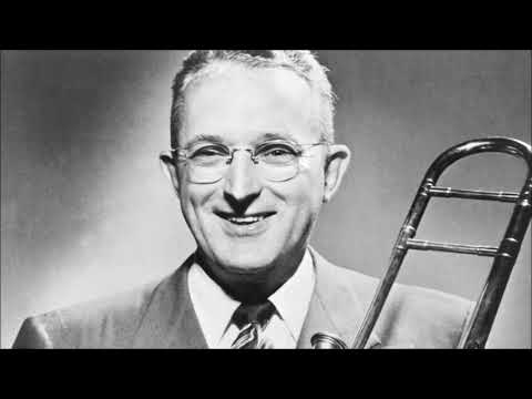 Tommy Dorsey - Down By The Station