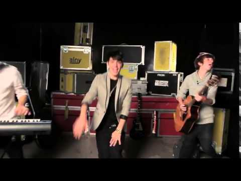 Hollywood Ending- Kiss You (Cover) - One Direction