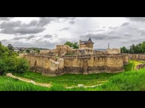 Cetatea Sucevei 4K (Fortress of Suceava)