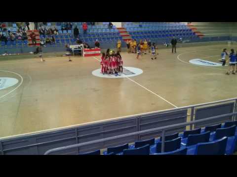 UER PINEDA 66 - MATARO 36 (mini b femenino) celebracion