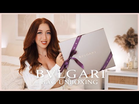 UNBOXING MY DREAM BAG | Revisão da bolsa BVLGARI + O que há na minha bolsa 🐍👜