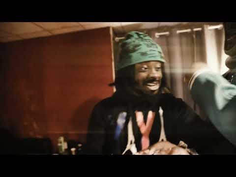 BIG YAYA ft. FOUR50 & BIG GLTAOW - Lay up Line (prod. by @chubbyelhefe)