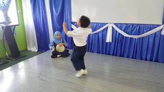 Download lagu Pantun 4 Bermukun mp3