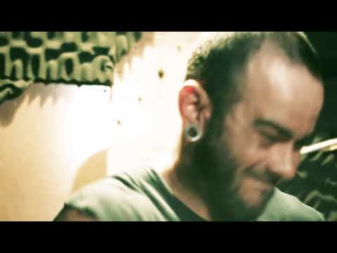 DISCIDENTES - VIUDA NEGRA (VideoClip)