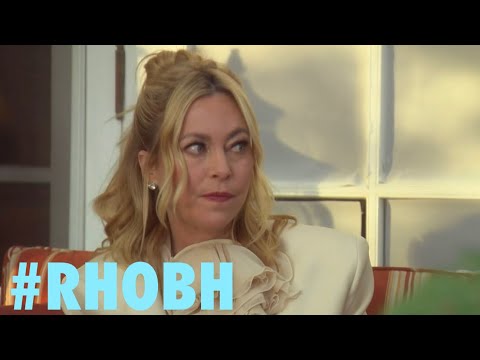 Sutton goes at Erika & Lisa at the same time because she was called a liability (S12, E13)