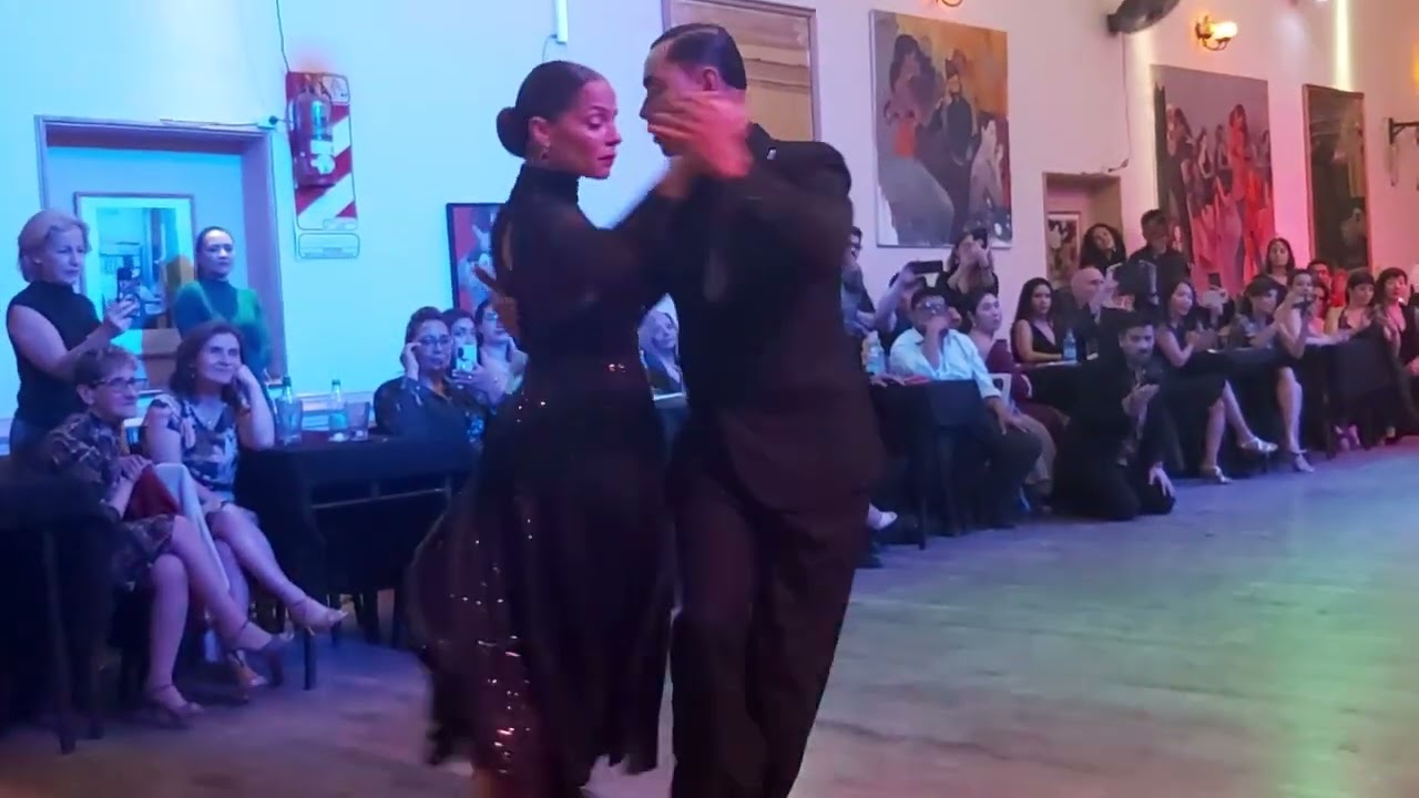 Suyay Quiroga y Johny Carabajal Campeones Mundiales de Tango bailan en "La Gala de Los Campeones"